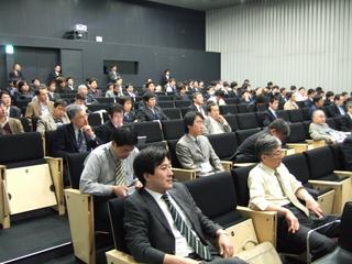 2006-04-04 09:28:42